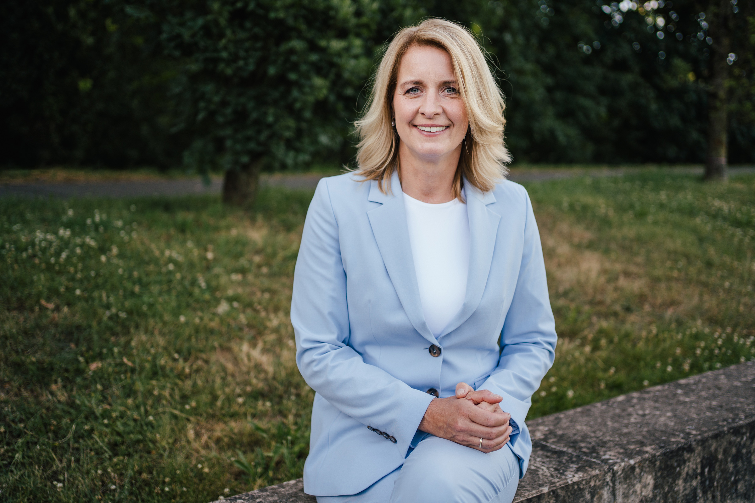Anne Loth im Park